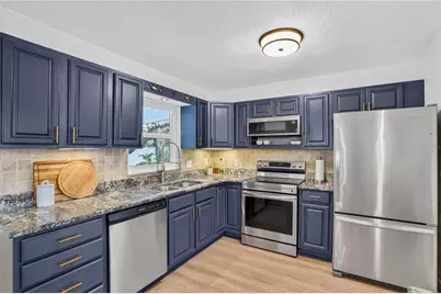 6550 Renaldo Way S, Saint Petersburg, FL 33707 - Photo 16