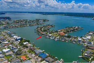 2218 Donato Drive, Belleair Beach, FL 33786 - Photo 4