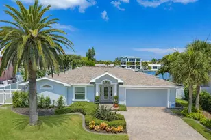 2218 Donato Dr, Belleair Beach, FL 33786 - Photo 1
