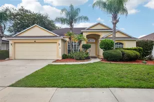 2302 Towering Oaks Cir, Seffner, FL 33584 - Photo 1