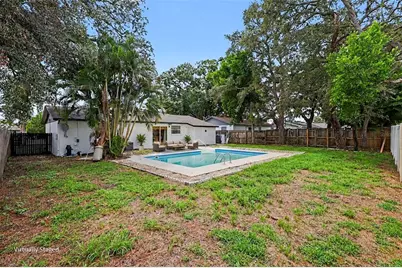 8253 Greenleaf Circle, Tampa, FL 33615 - Photo 22