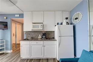9980 Gulf Blvd, Treasure Island, FL 33706 - Photo 8