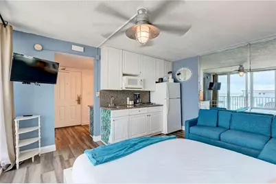 9980 Gulf Boulevard #522, Treasure Island, FL 33706 - Photo 4