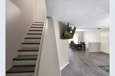 7127 Waterside Drive, Tampa, FL 33617 - Photo 26