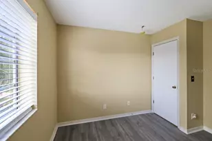 7127 Waterside Dr, Tampa, FL 33617 - Photo 36