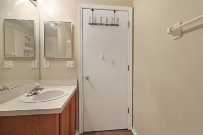 7127 Waterside Drive, Tampa, FL 33617 - Photo 28