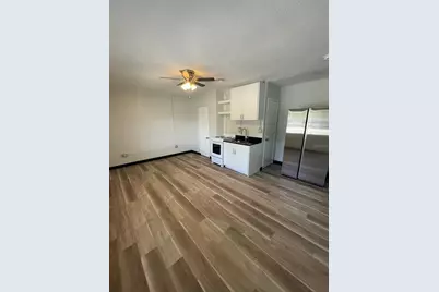 707 Rosery Road NW #3, Largo, FL 33770 - Photo 4