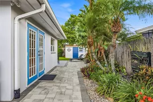 894 Joan St, Dunedin, FL 34698 - Photo 32