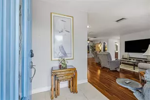 894 Joan St, Dunedin, FL 34698 - Photo 4