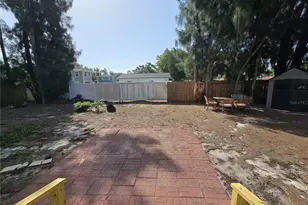 6001 Cedar St NE, Saint Petersburg, FL 33703 - Photo 36