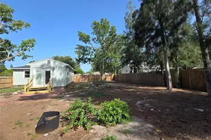 6001 Cedar St NE, Saint Petersburg, FL 33703 - Photo 40