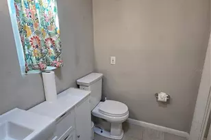 6001 Cedar St NE, Saint Petersburg, FL 33703 - Photo 34