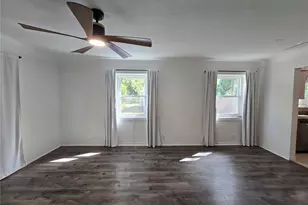 6001 Cedar St NE, Saint Petersburg, FL 33703 - Photo 10