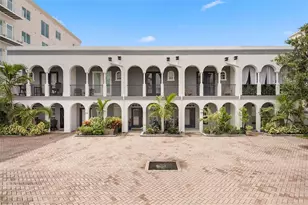 628 3rd Ave S, Saint Petersburg, FL 33701 - Photo 2