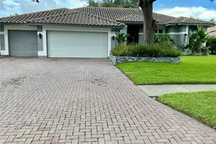126 Old Oak Cir, Palm Harbor, FL 34683 - Photo 90