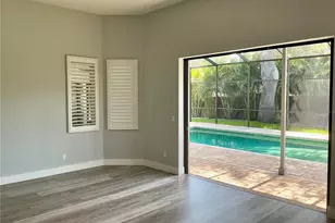126 Old Oak Cir, Palm Harbor, FL 34683 - Photo 18