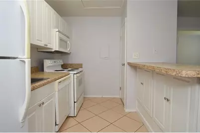 1400 Gandy Boulevard N #607, Saint Petersburg, FL 33702 - Photo 8