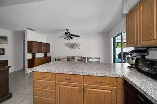 1614 Dale Cir N, Dunedin, FL 34698 - Photo 10