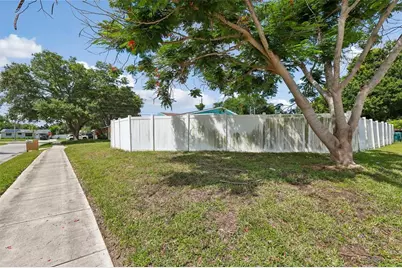 8090 68th Street N, Pinellas Park, FL 33781 - Photo 32