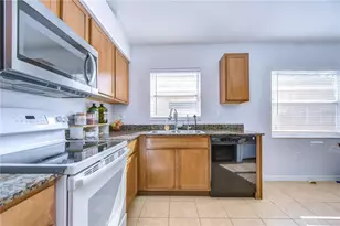 30847 Bridgegate Dr, Wesley Chapel, FL 33545 - Photo 10