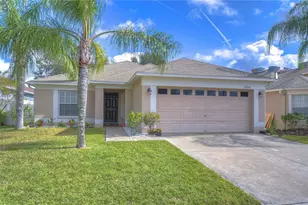 30847 Bridgegate Dr, Wesley Chapel, FL 33545 - Photo 2