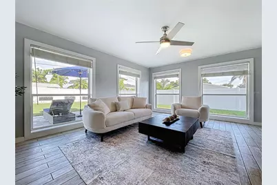 7960 2nd Street N, Saint Petersburg, FL 33702 - Photo 14