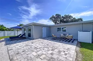 7960 2nd St N, Saint Petersburg, FL 33702 - Photo 32
