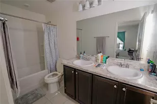 10561 Laguna Plains Dr, Riverview, FL 33578 - Photo 12