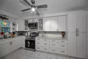 3215 McMath Dr, Palm Harbor, FL 34684 - Photo 18