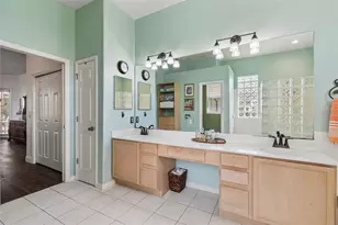 10111 Kingshyre Way, Tampa, FL 33647 - Photo 28