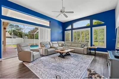 10111 Kingshyre Way, Tampa, FL 33647 - Photo 14