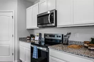 7080 Flint Crk Dr, Land O Lakes, FL 34638 - Photo 8