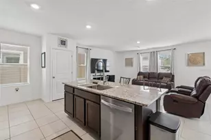 17053 Oval Rum Dr, Wimauma, FL 33598 - Photo 12