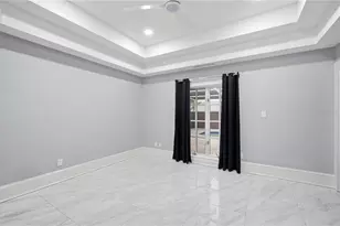 2418 W Palm Dr, Tampa, FL 33629 - Photo 12