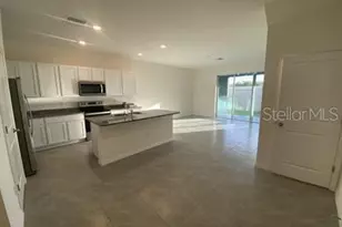 2906 Suncoast Plains Dr, Odessa, FL 33556 - Photo 2