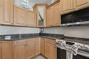 620 Bayway Blvd, Clearwater Beach, FL 33767 - Photo 8