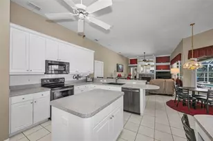 8843 Bel Meadow Way, Trinity, FL 34655 - Photo 16