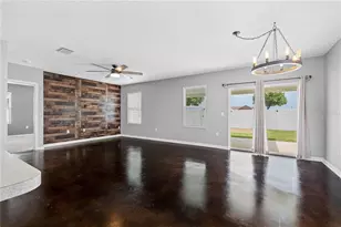 3518 San Moise Pl, Plant City, FL 33567 - Photo 10