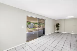 10920 111th St, Largo, FL 33778 - Photo 12