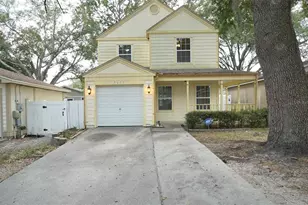 7605 Glades Ct, Tampa, FL 33637 - Photo 1