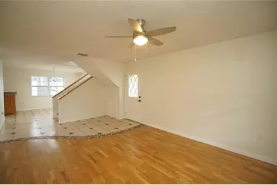 7605 Glades Court, Tampa, FL 33637 - Photo 16