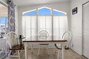 116 Mt Isle Ave NE, Saint Petersburg, FL 33702 - Photo 18