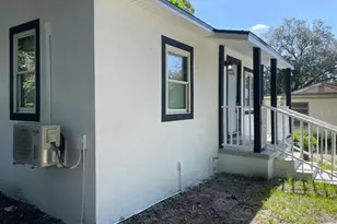 1812 E Okaloosa Ave, Tampa, FL 33604 - Photo 4