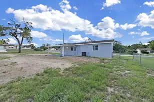 9667 Bayside Ct, Spring Hill, FL 34608 - Photo 32