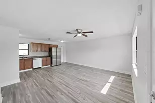 9667 Bayside Ct, Spring Hill, FL 34608 - Photo 6