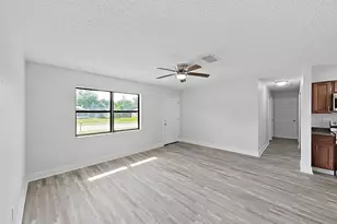 9667 Bayside Ct, Spring Hill, FL 34608 - Photo 8