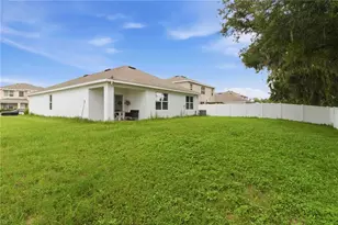 1702 Johnson Pointe Dr, Plant City, FL 33566 - Photo 24