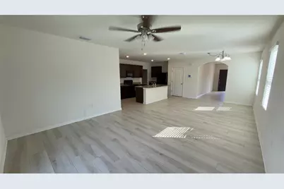 32724 Ansley Bloom Lane, Wesley Chapel, FL 33543 - Photo 8
