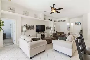35124 Deerfield Oaks Dr, Zephyrhills, FL 33541 - Photo 6