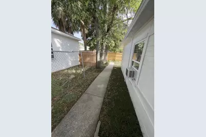 935 17th Avenue S, Saint Petersburg, FL 33705 - Photo 26